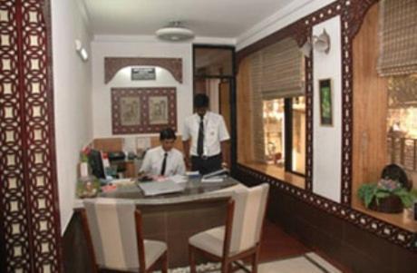 Istay Hotels Infantry Road Bangalore Exterior photo