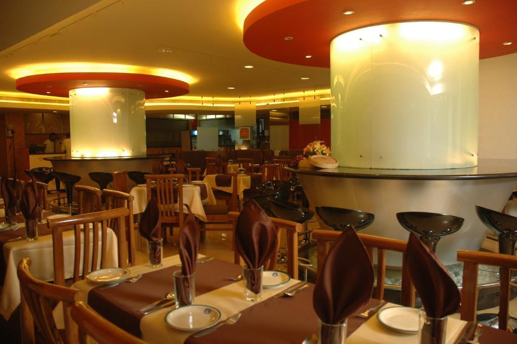 Istay Hotels Infantry Road Bangalore Exterior photo